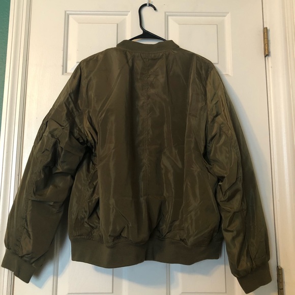 •FINAL SALE PRICE• PLUS SIZE Bomber Jacket - Picture 2 of 2